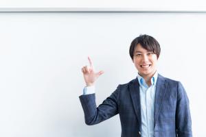 男性講師300